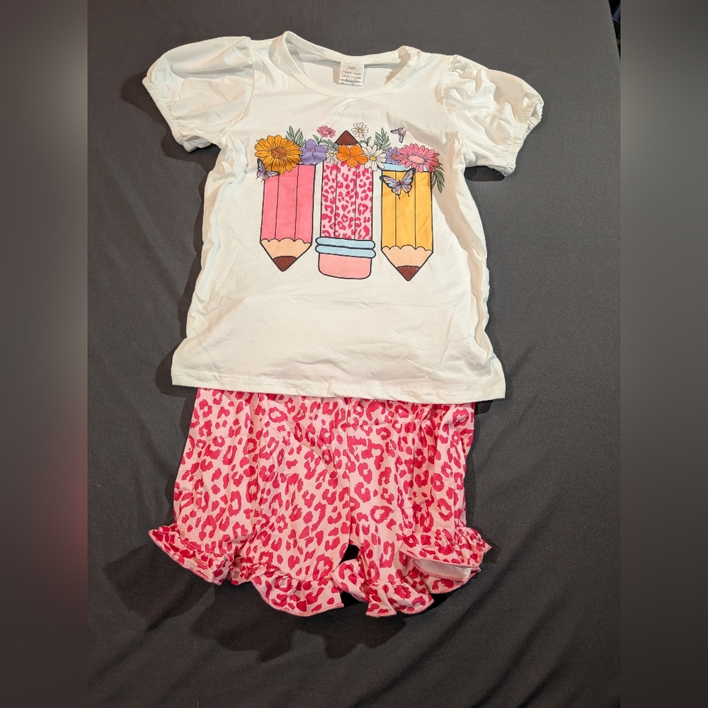 Girls White Pencil Graphic Tee & Pink Leopard Short Set